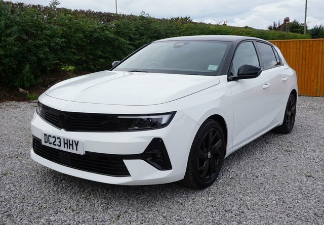 Vauxhall Astra Turbo Gs Hatchback DC23HHY White #5