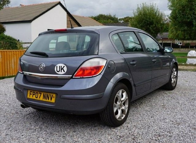 Vauxhall Astra 16V Sxi Hatchback Grey #3