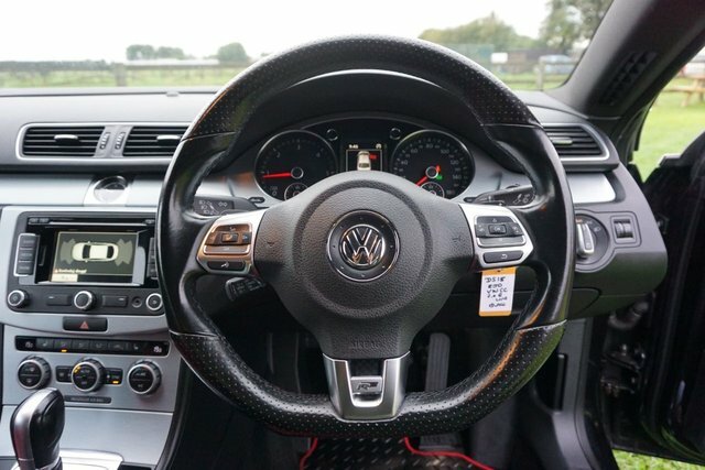 Volkswagen CC 2.0 Tdi Bluemotion Tech R-line Saloon M White #14