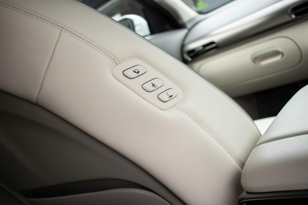 Genesis GV60 Genesis Gv60 Premium Black #16