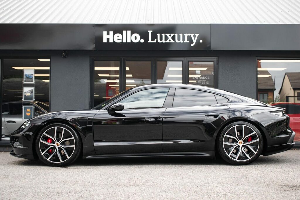 Porsche Taycan Performance Plus 105Kwh Black Edition 4S #4