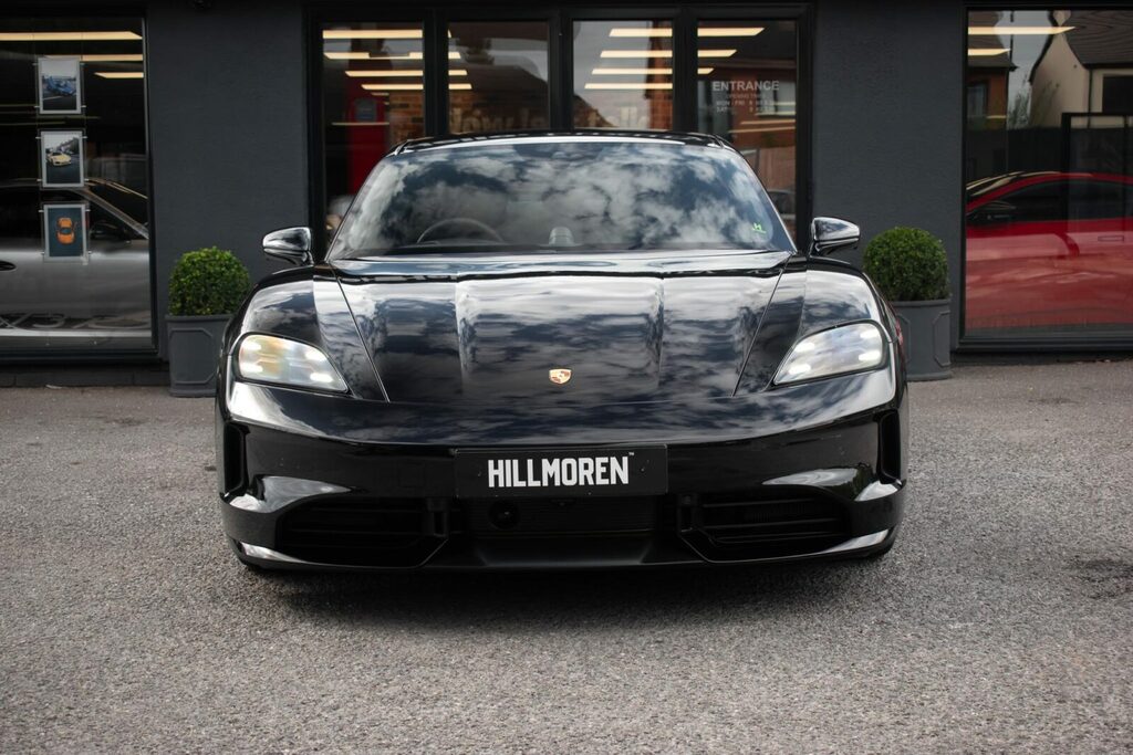 Porsche Taycan Performance Plus 105Kwh Black Edition 4S #2