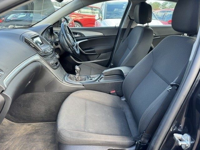 Vauxhall Insignia 1.8 16V Design Black #2