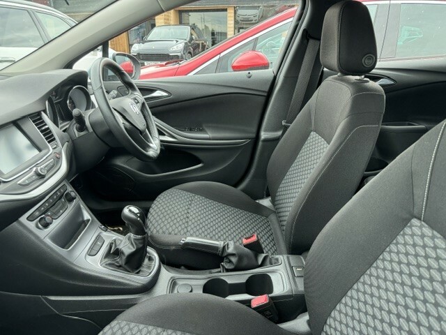 Vauxhall Astra 1.4 I Turbo Energy Silver #2