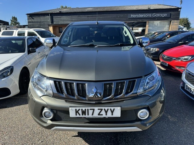 Mitsubishi L200 2.4 Di-d Dc Barbarian Green #3