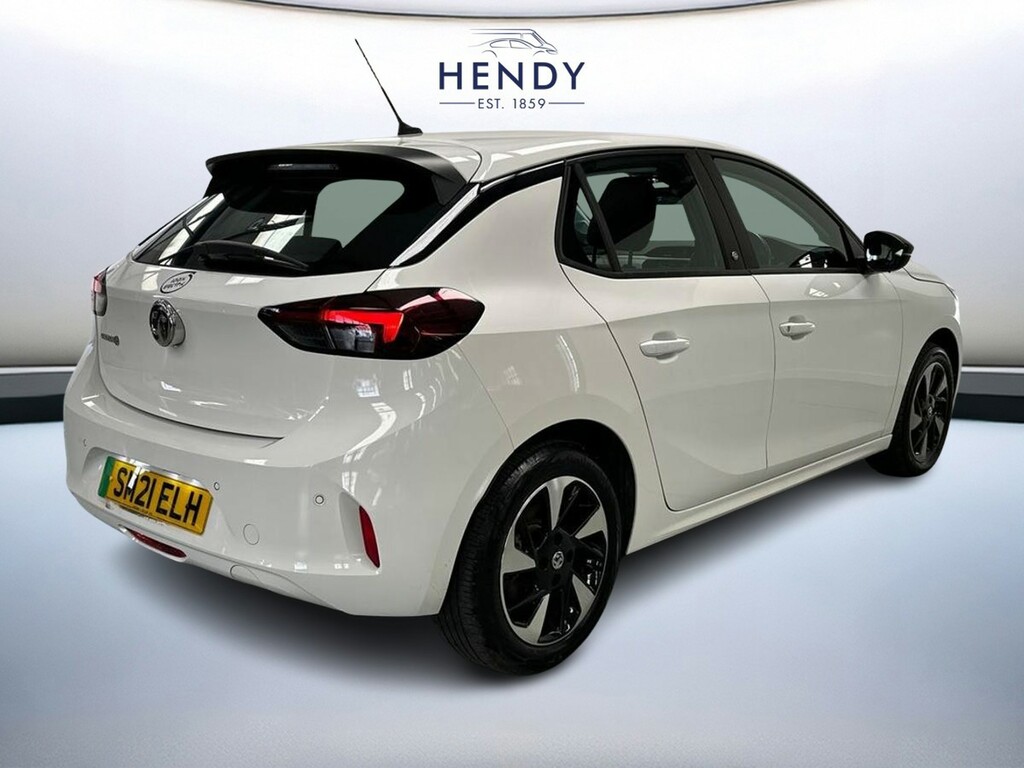 Vauxhall Corsa-e 100Kw Se Nav Premium 50Kwh 7.4Kwch White