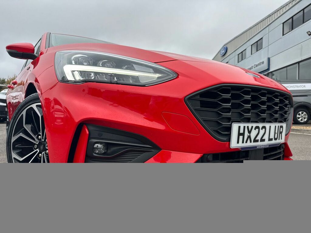 Ford Focus 1.0 Ecoboost 125 St-line X Edition HX22LUR Red