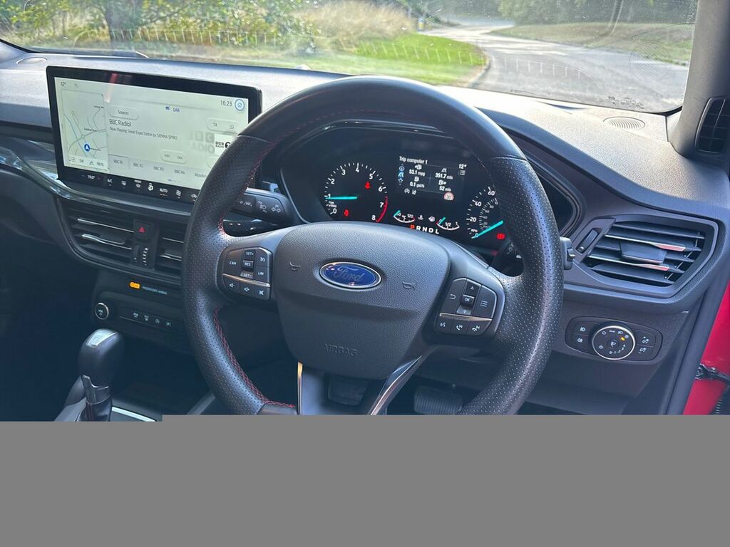 Ford Focus 1.0 Ecoboost Hybrid Mhev 155 St-line DT24AYU Red #2