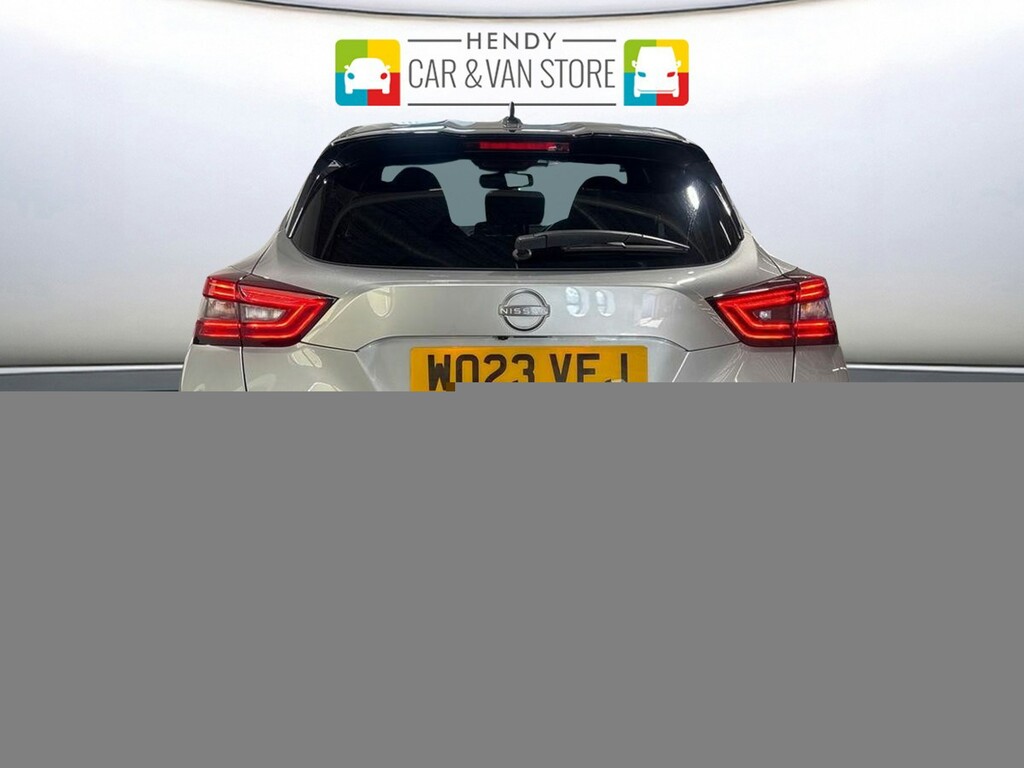 Nissan Juke 1.0 Dig-t 114 N-connecta Silver