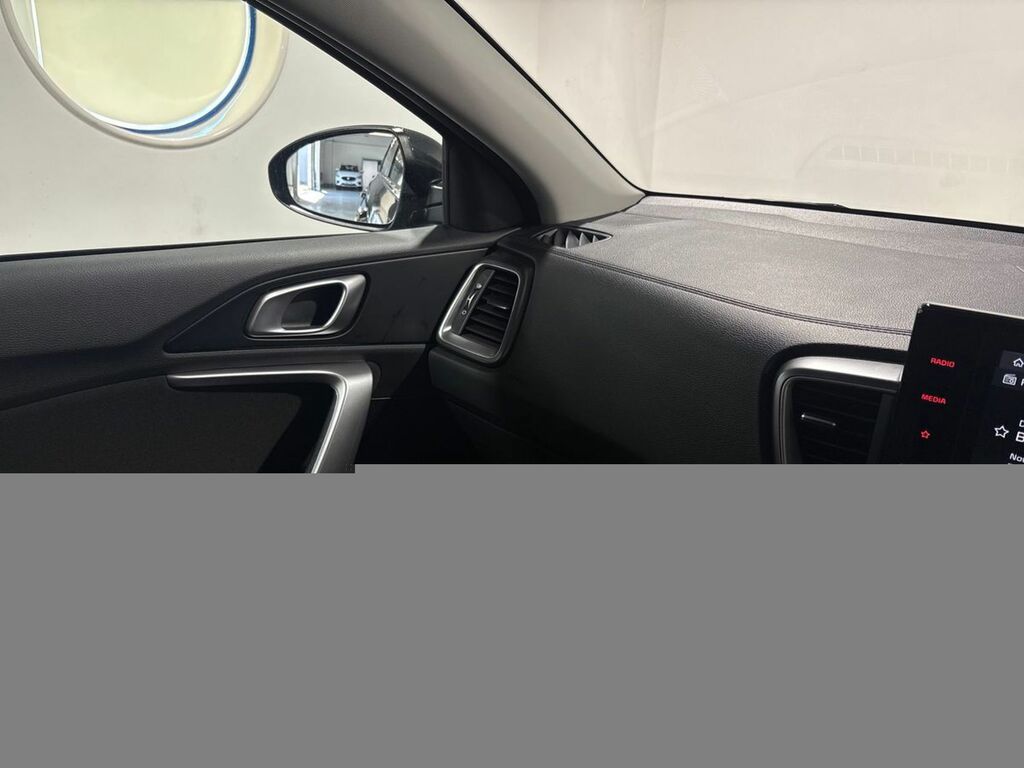 Kia Ceed 1.0T Gdi Isg 3 White #16