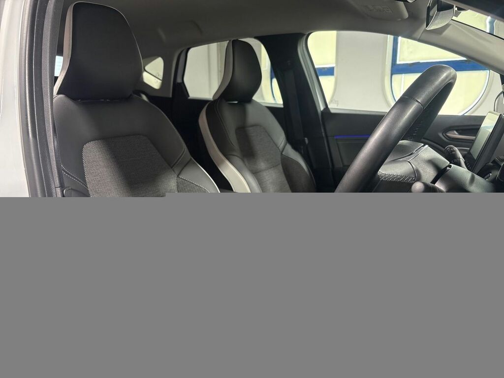 Renault Captur 1.6 E-tech Full Hybrid 145 Techno White #6