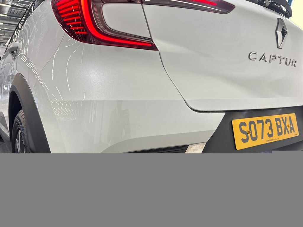 Renault Captur 1.6 E-tech Full Hybrid 145 Techno White #4
