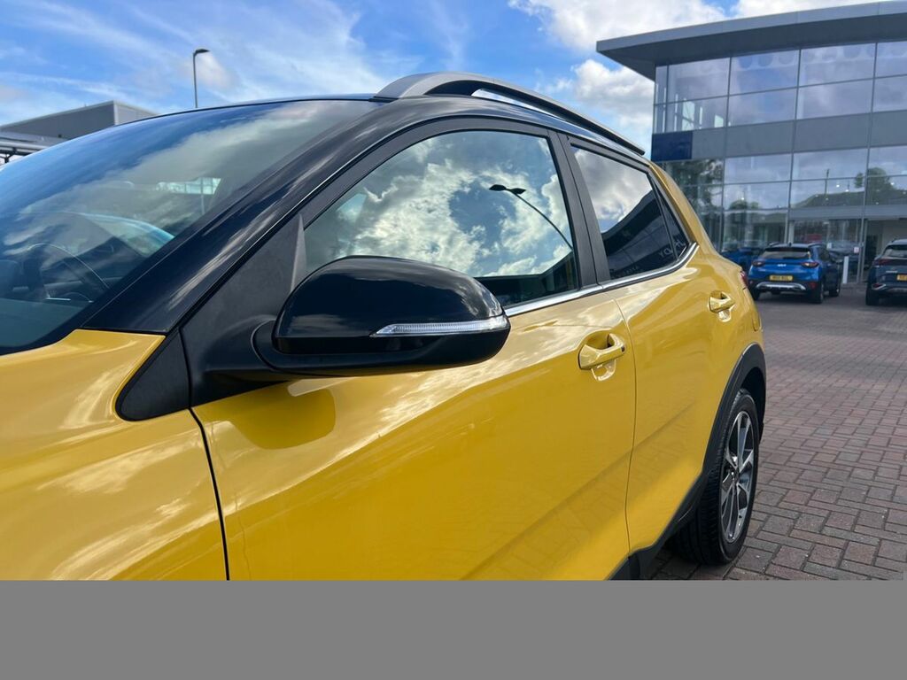 Kia Stonic 1.6 Crdi First Edition Yellow #4