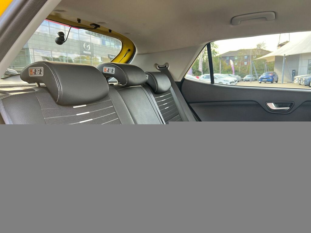 Kia Stonic 1.6 Crdi First Edition Yellow #6