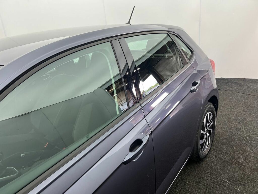 Volkswagen Polo 1.0 Tsi Life Grey #4