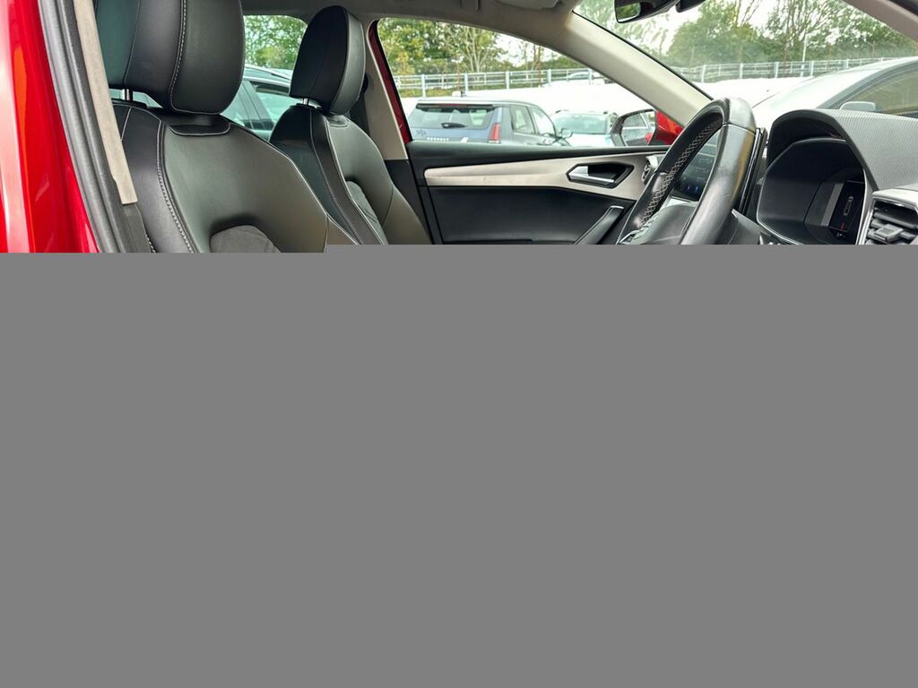 Seat Leon 2.0 Tdi 150 Xcellence GY73CMX Red #6