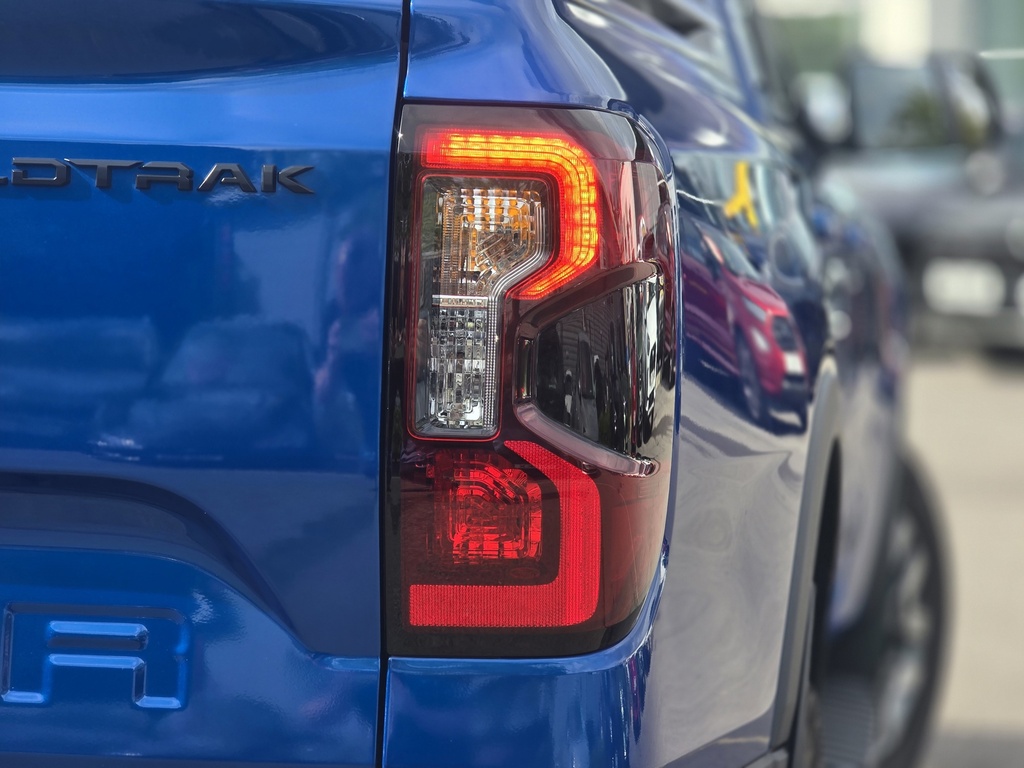 Ford Ranger Platinum 3.0 Black #22
