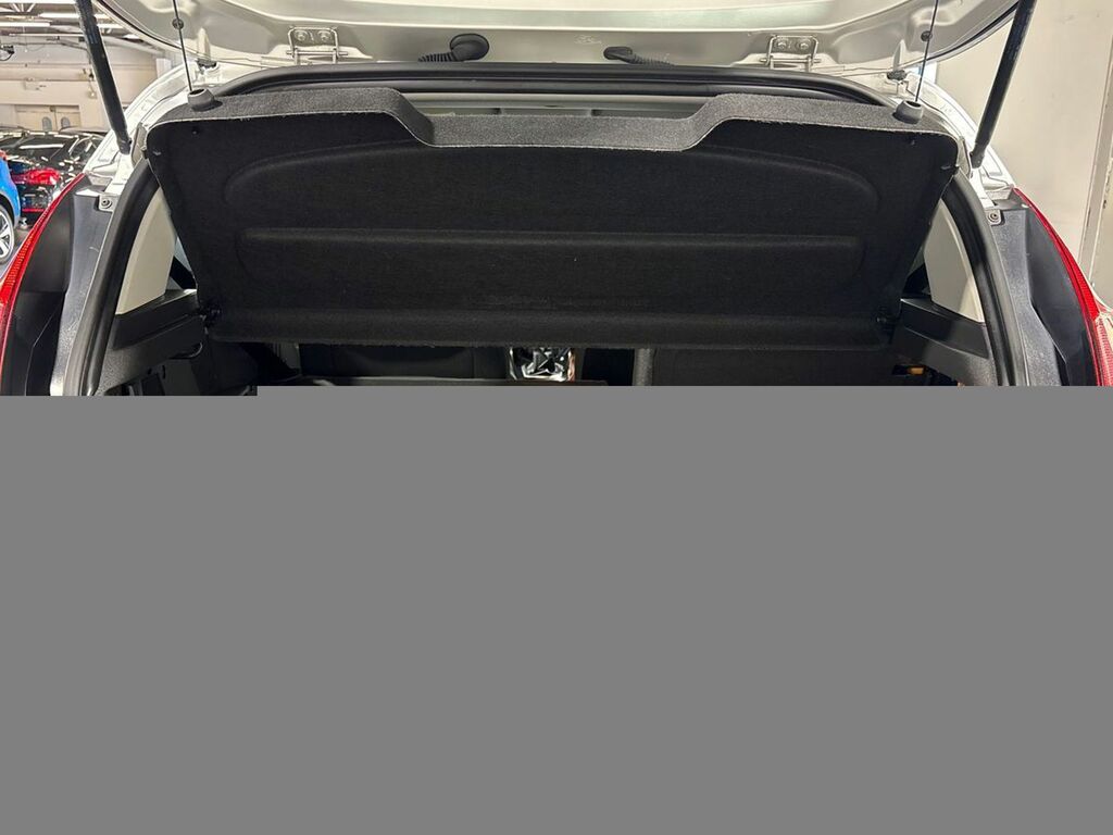 Ford Fiesta  Black #8