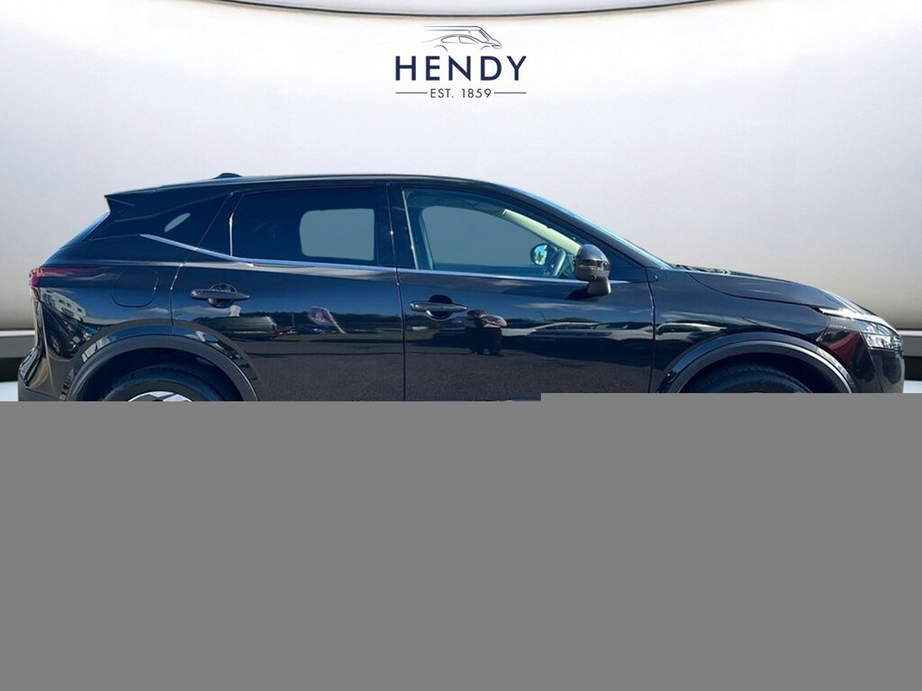 Nissan Qashqai 1.3 Dig-t Mh 158 N-connecta Xtronic Black