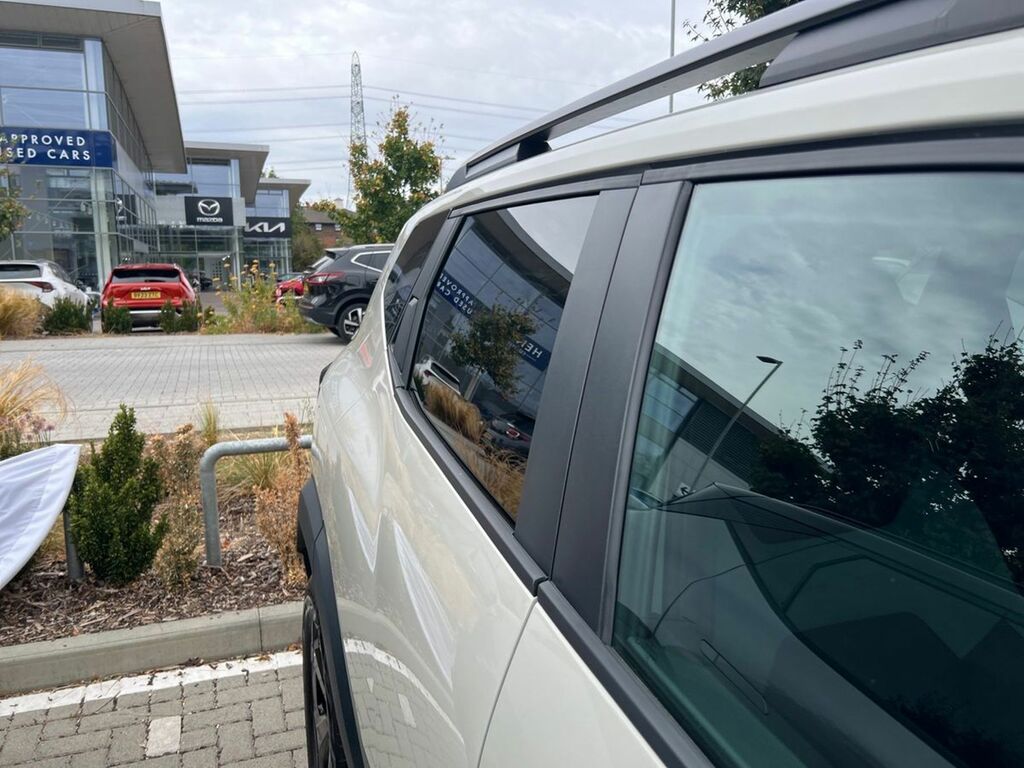 Dacia Duster 1.2 Tce 130 Extreme 4X4 Grey #11
