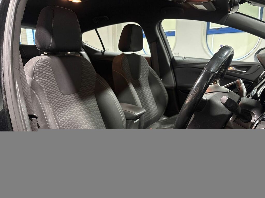 Vauxhall Astra Sri Cdti Ss Red #8