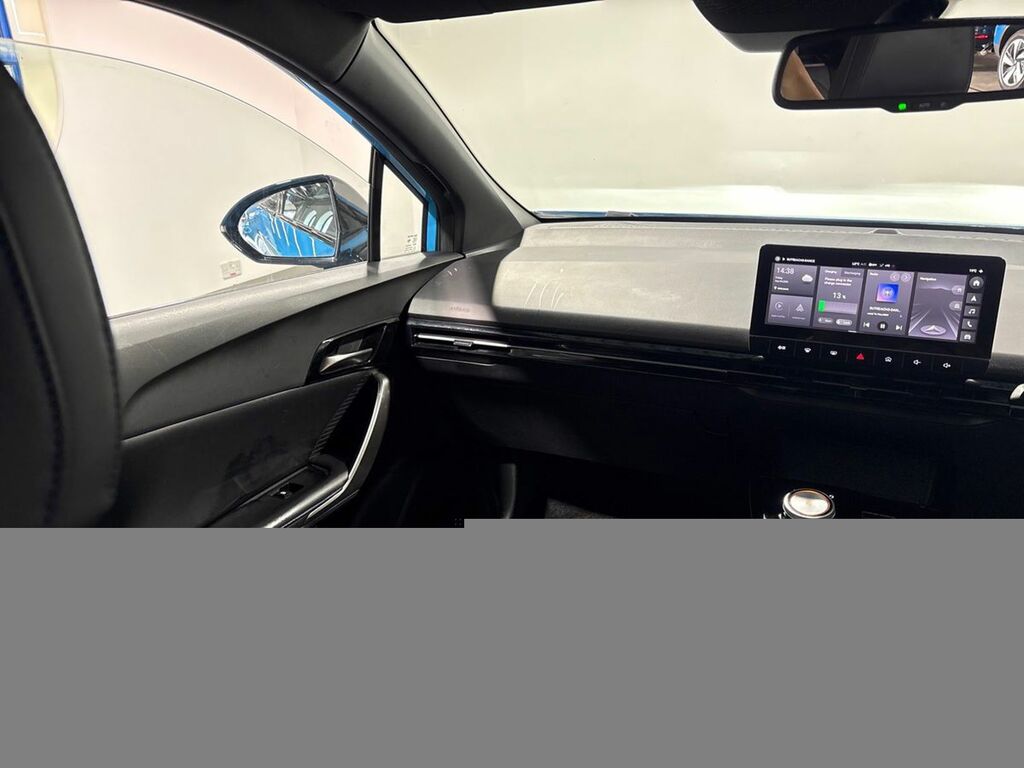 MG MG4 150Kw Trophy Ev Long Range 64Kwh White #10