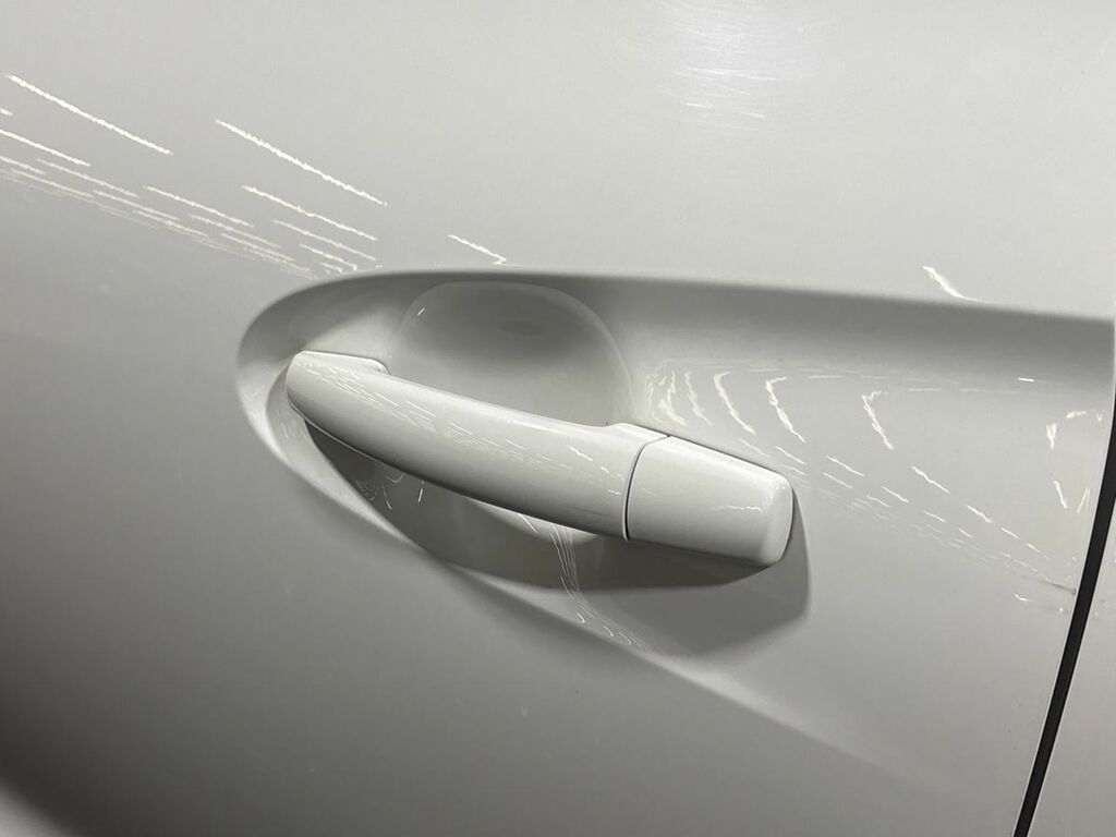 Vauxhall Adam 1.2I Jam White #4