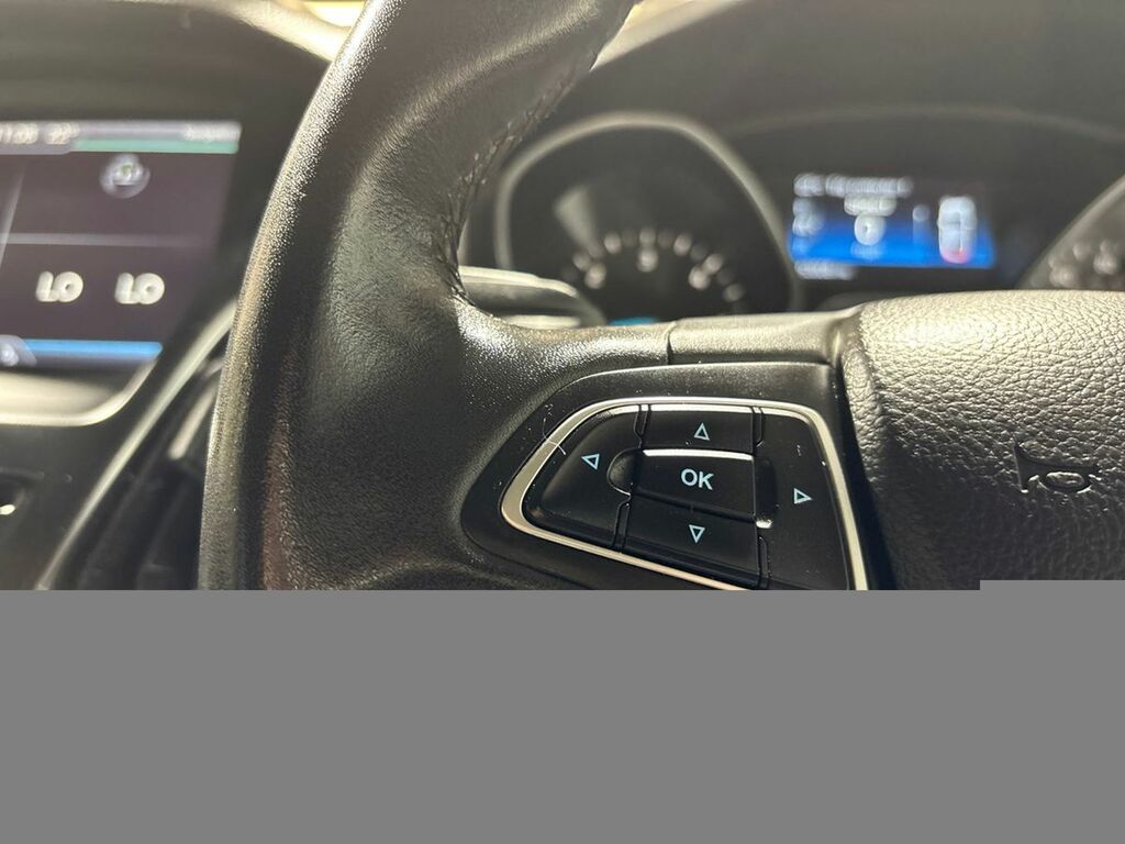 Ford Focus 1.0 Ecoboost 125 Zetec 2016 Grey #31