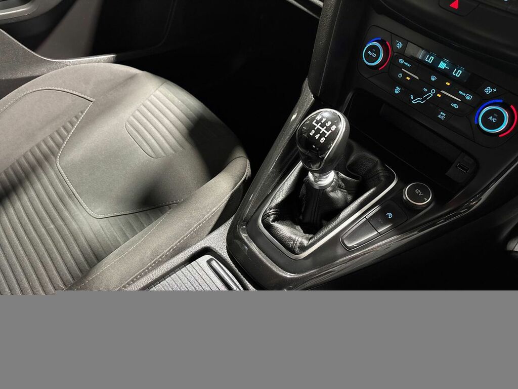 Ford Focus 1.0 Ecoboost 125 Zetec 2016 Grey #35