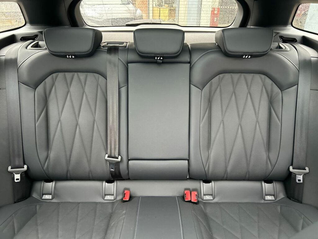Ford Explorer 125Kw Style 52Kwh Black #29