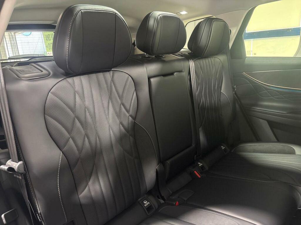 JAECOO 8 1.5T Shs Executive 6 Seater Black #39
