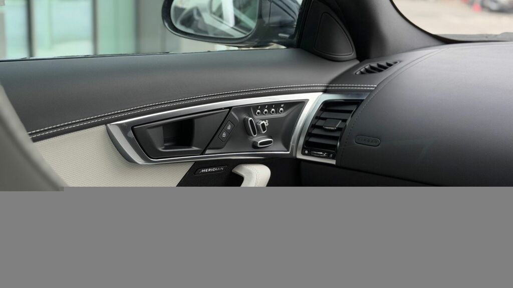 Jaguar F-Type 2.0I R Dynamic Plus Coupe 300 Ps Green #17
