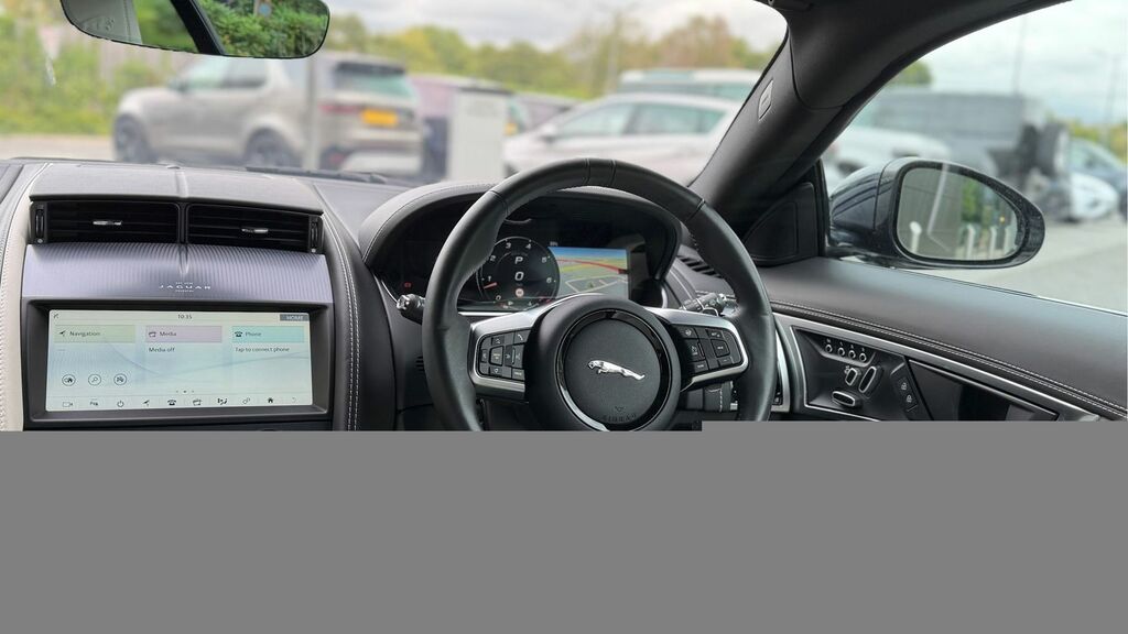 Jaguar F-Type 2.0I R Dynamic Plus Coupe 300 Ps Green #18