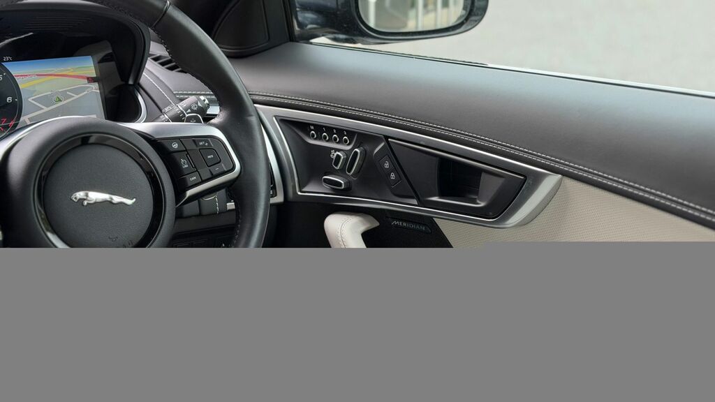 Jaguar F-Type 2.0I R Dynamic Plus Coupe 300 Ps Green #16