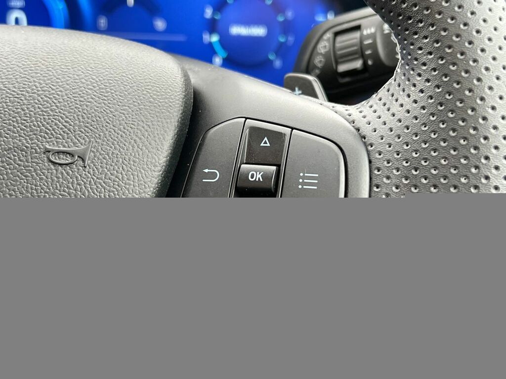 Ford Puma 1.0 Ecoboost Hybr Mhev 155 St-line Vignale Dct Black #4