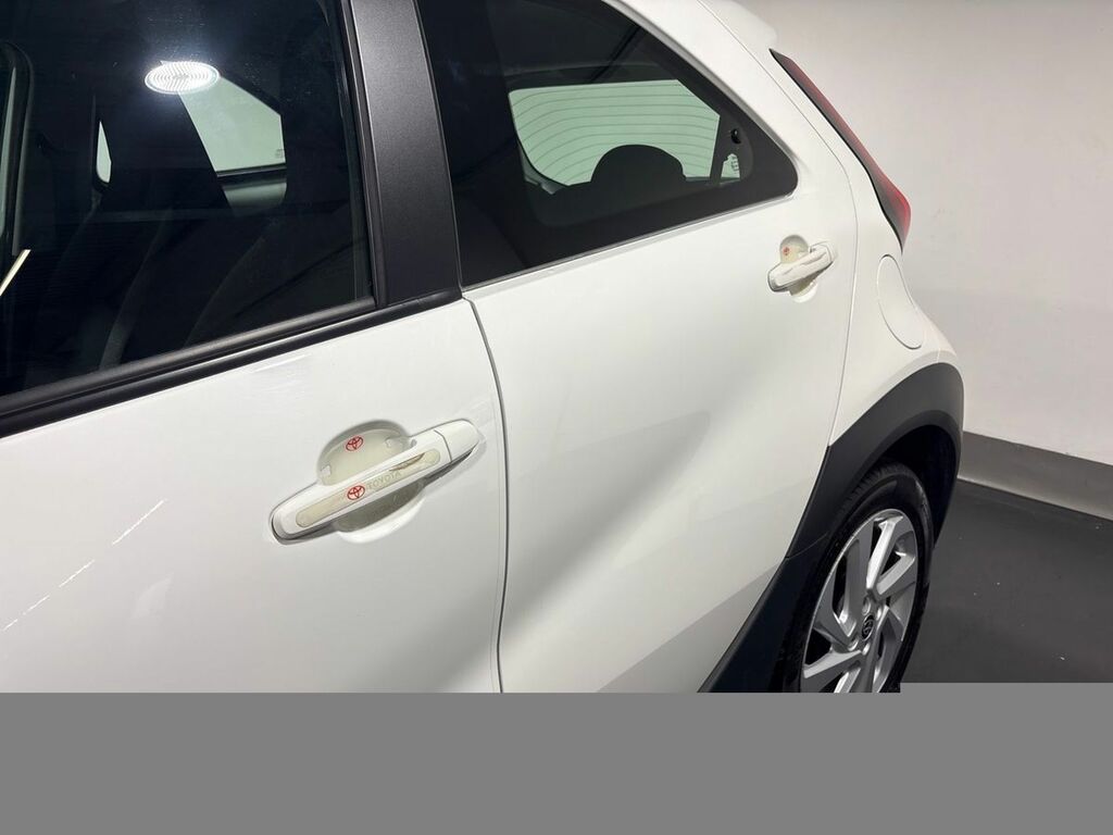Toyota Aygo X 1.0 Vvt-i Pure White #6