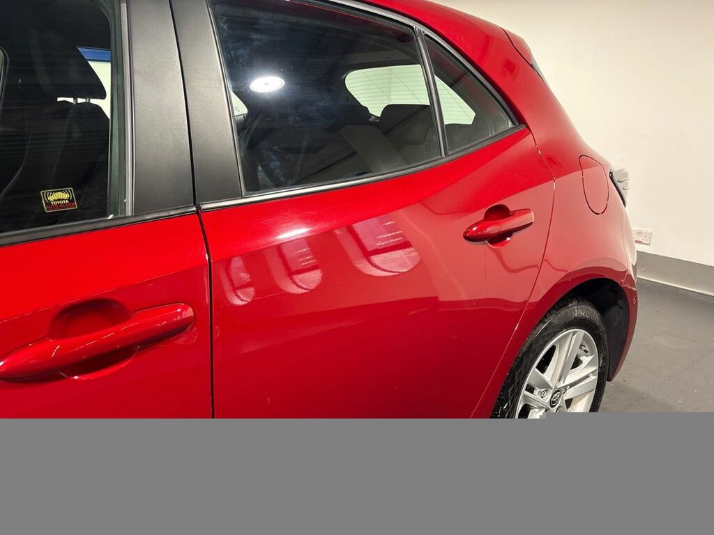 Toyota Corolla 1.8 Vvt-i Hybrid Icon Tech Cvt Red #2