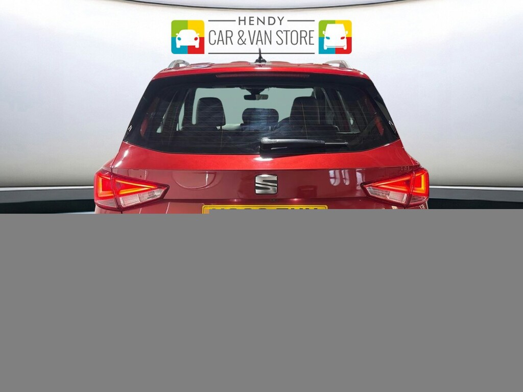 Seat Arona 1.0 Tsi 110 Xperience Lux Red #5