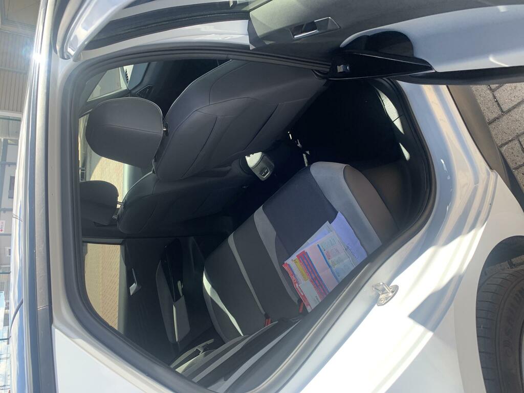 Volkswagen ID.3 Hatchback White #7