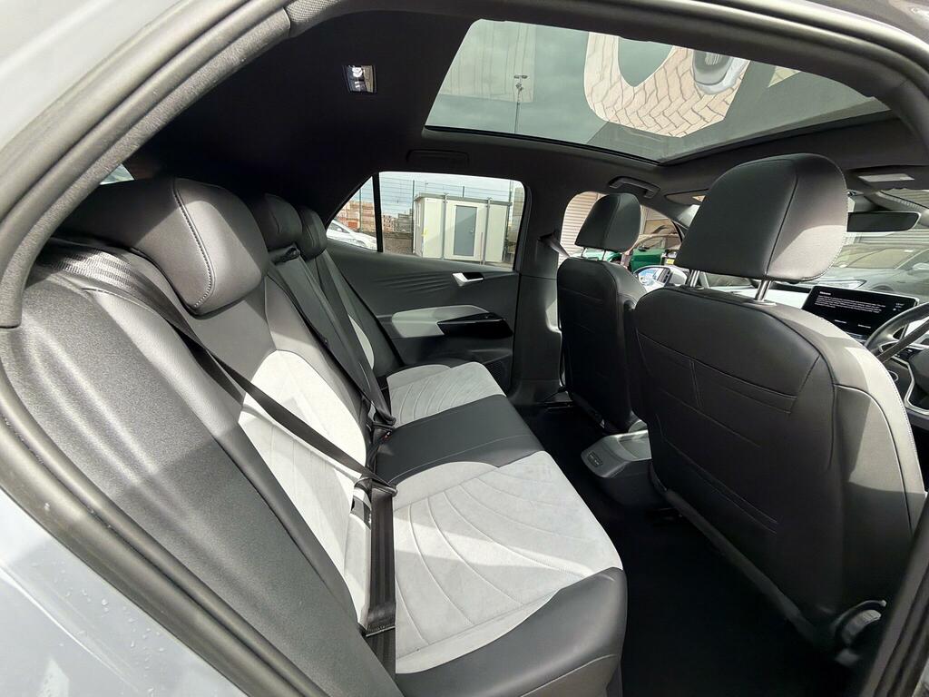 Volkswagen ID.3 Pro 58Kwh Family  #4