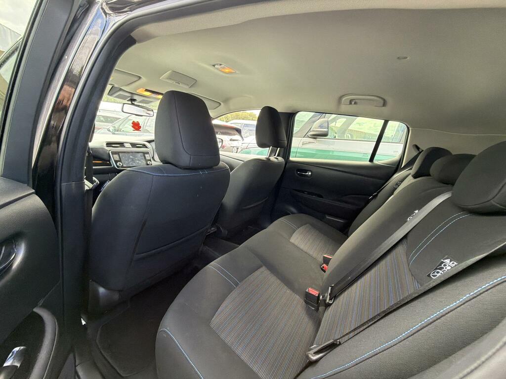 Nissan Leaf 39Kwh N-connecta Hatchback 150 Black #6