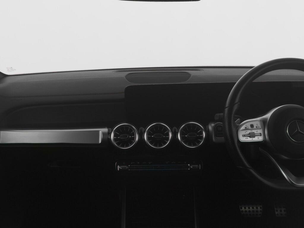 Mercedes-Benz EQB Amg Line Black #10