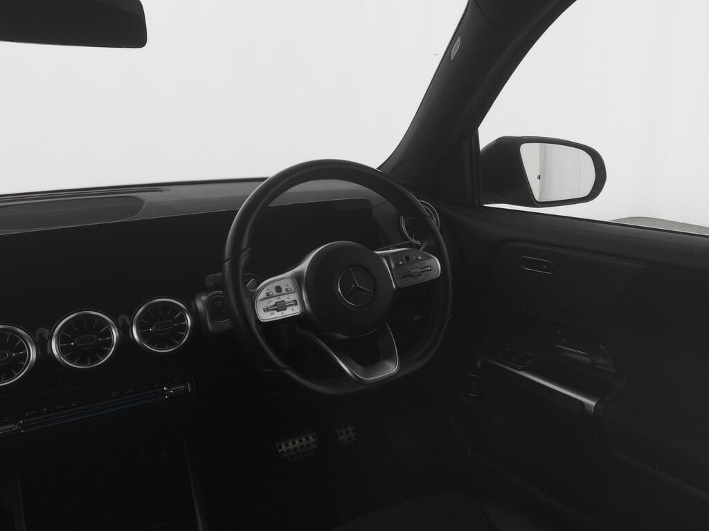 Mercedes-Benz EQB Amg Line Black #9