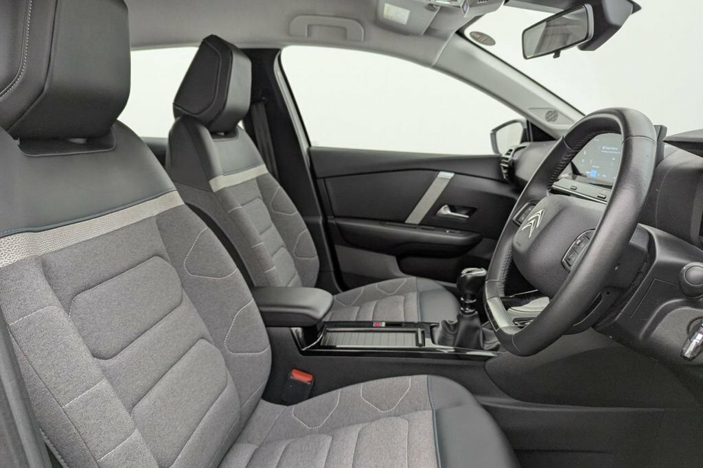 Citroen C4 1.2L Sense White #3