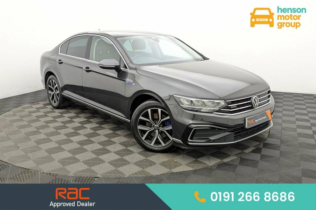 Volkswagen Passat 1.4L Gte Grey