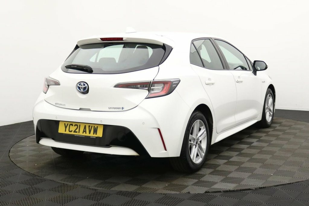Toyota Corolla 1.8L Icon White #4