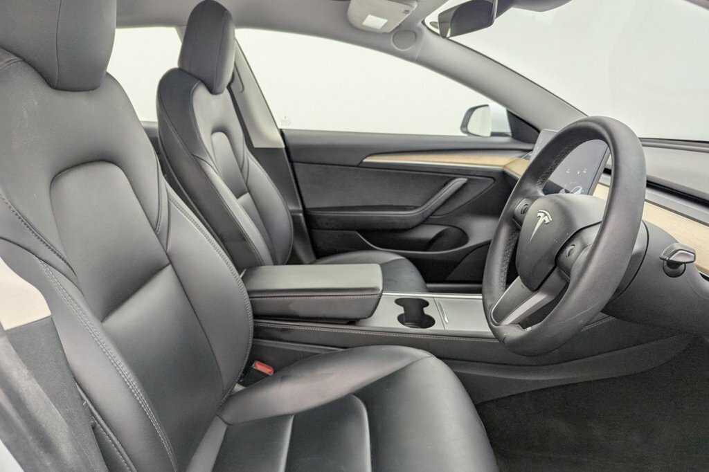 Tesla Model 3 Saloon White #3