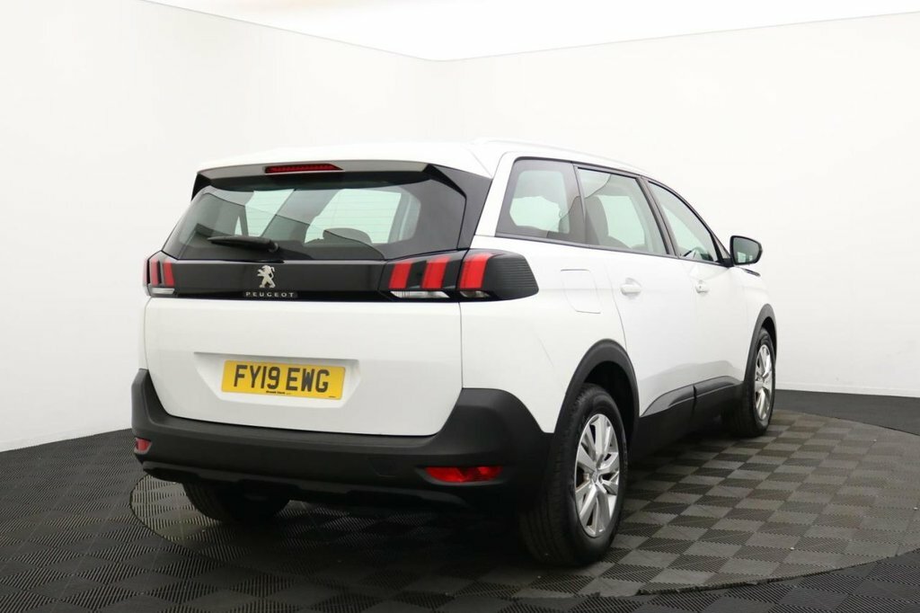 Peugeot 5008 1.2L Active White #4