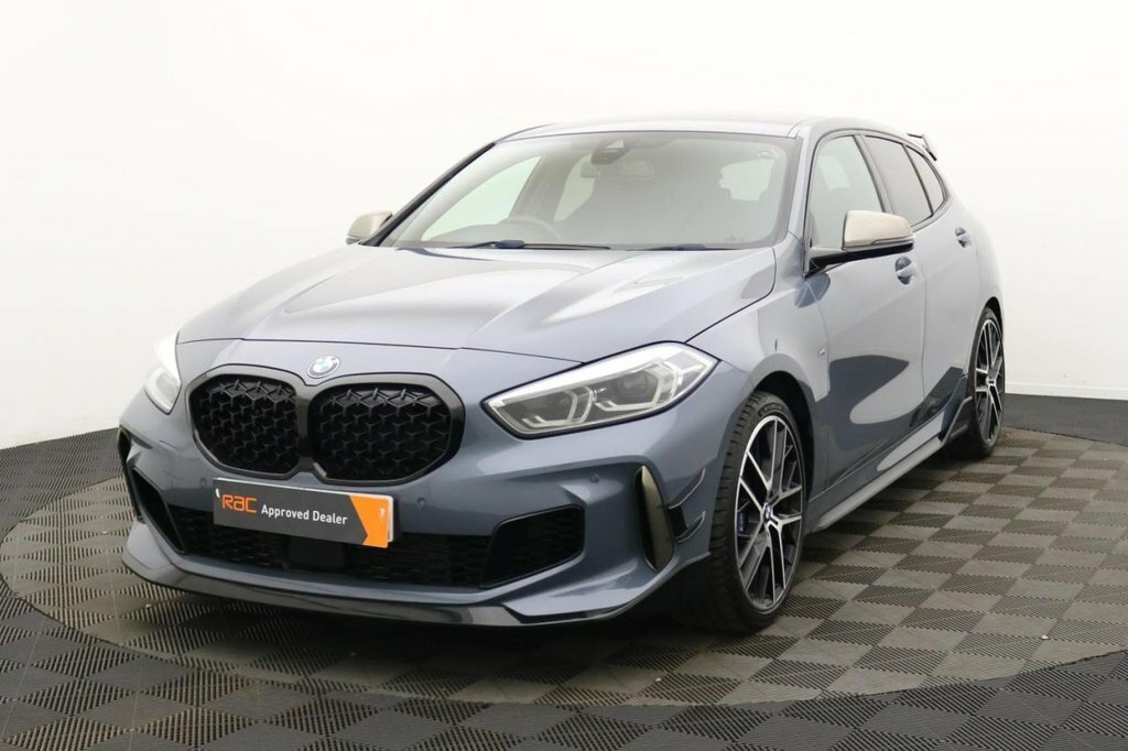 BMW 1 Series Se Black #8