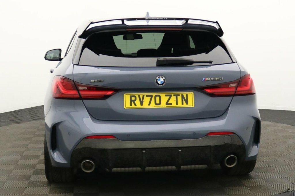 BMW 1 Series Se Black #5